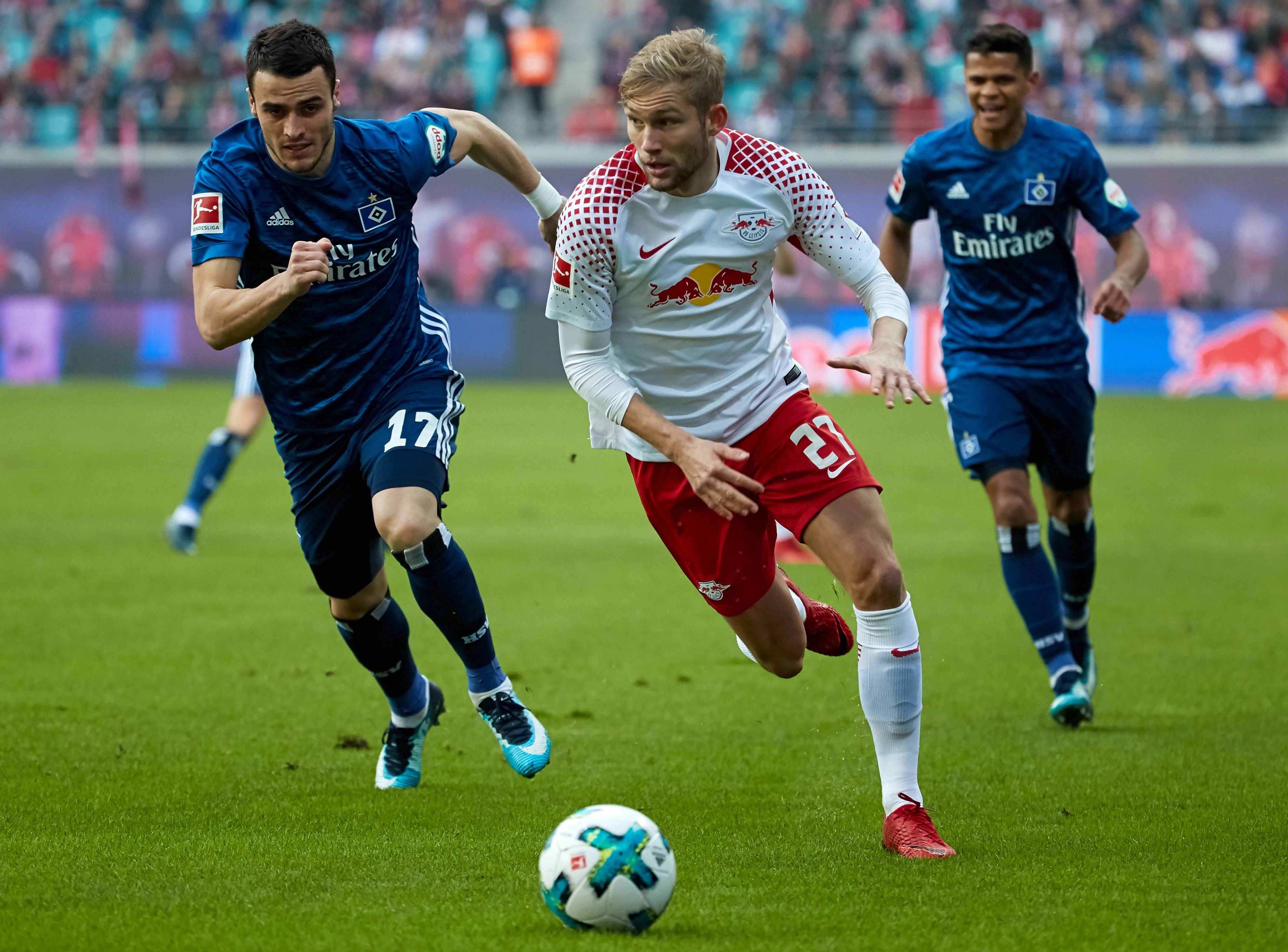 德国杯集结日再迎强敌，拜仁慕尼黑造点机会，主帅态度——信心回归，心理建设被强调的简单介绍-满冠体育