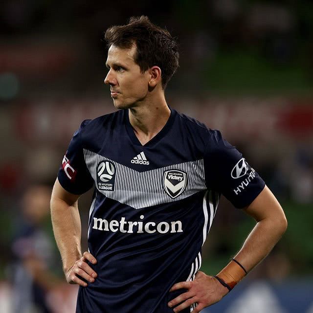 集结日瓦伦西亚调整名单以备亚冠；扳平良机环节打磨；悬念犹存；资深球员宣示担当的简单介绍-英雄联盟S15赛竞猜